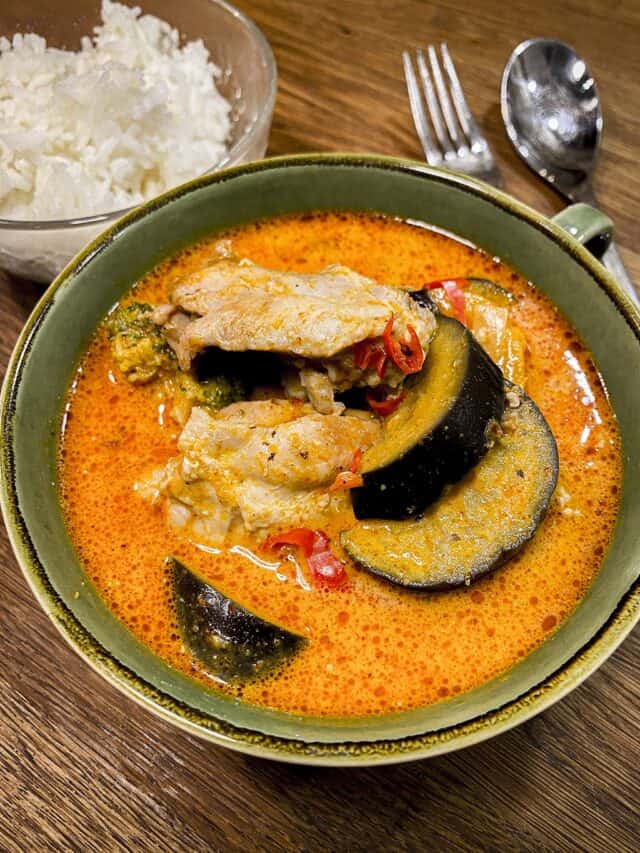 Easy Chicken Panang Thai Curry Recipe