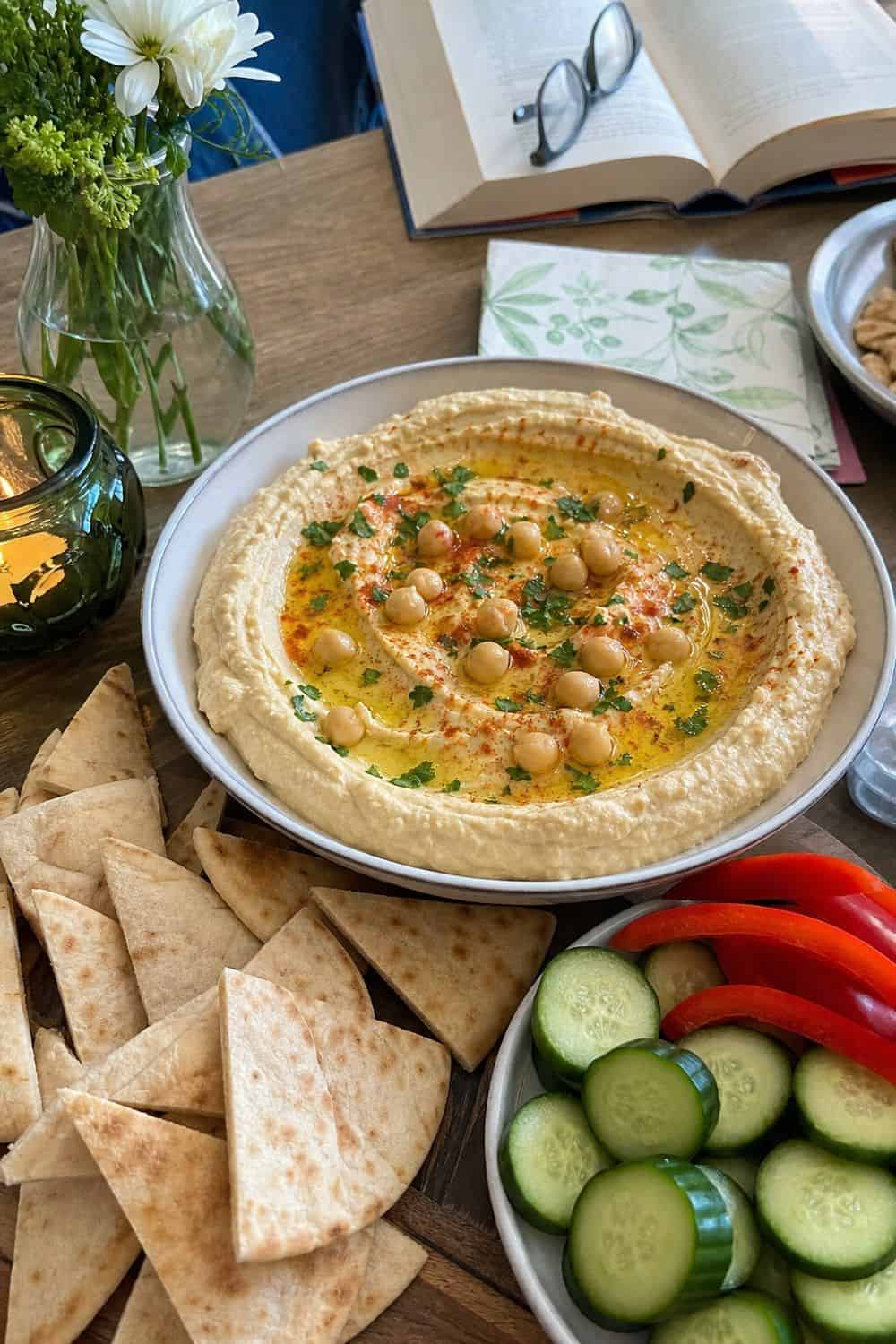 25 Book Club Food Ideas for Easy Conversation and Snacking 22. Offer Hummus and Pita Triangles for book club food ideas