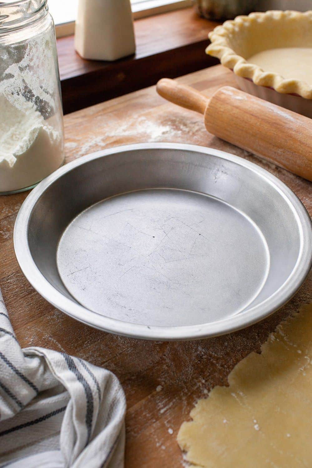 25 Best Fall Baking Supplies Worth Buying Metal Pie Pan for Crisper Crusts for fall baking supplies in a casual home kitchen