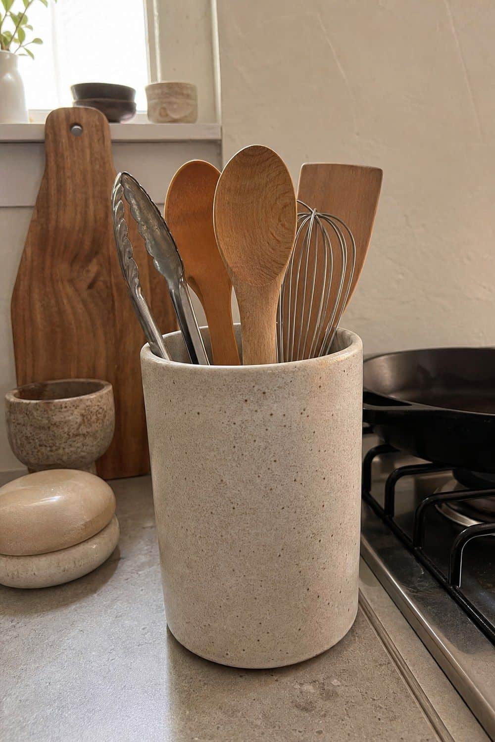 25 Best Japandi Kitchen Decor Finds japandi kitchen decor finds h3 02