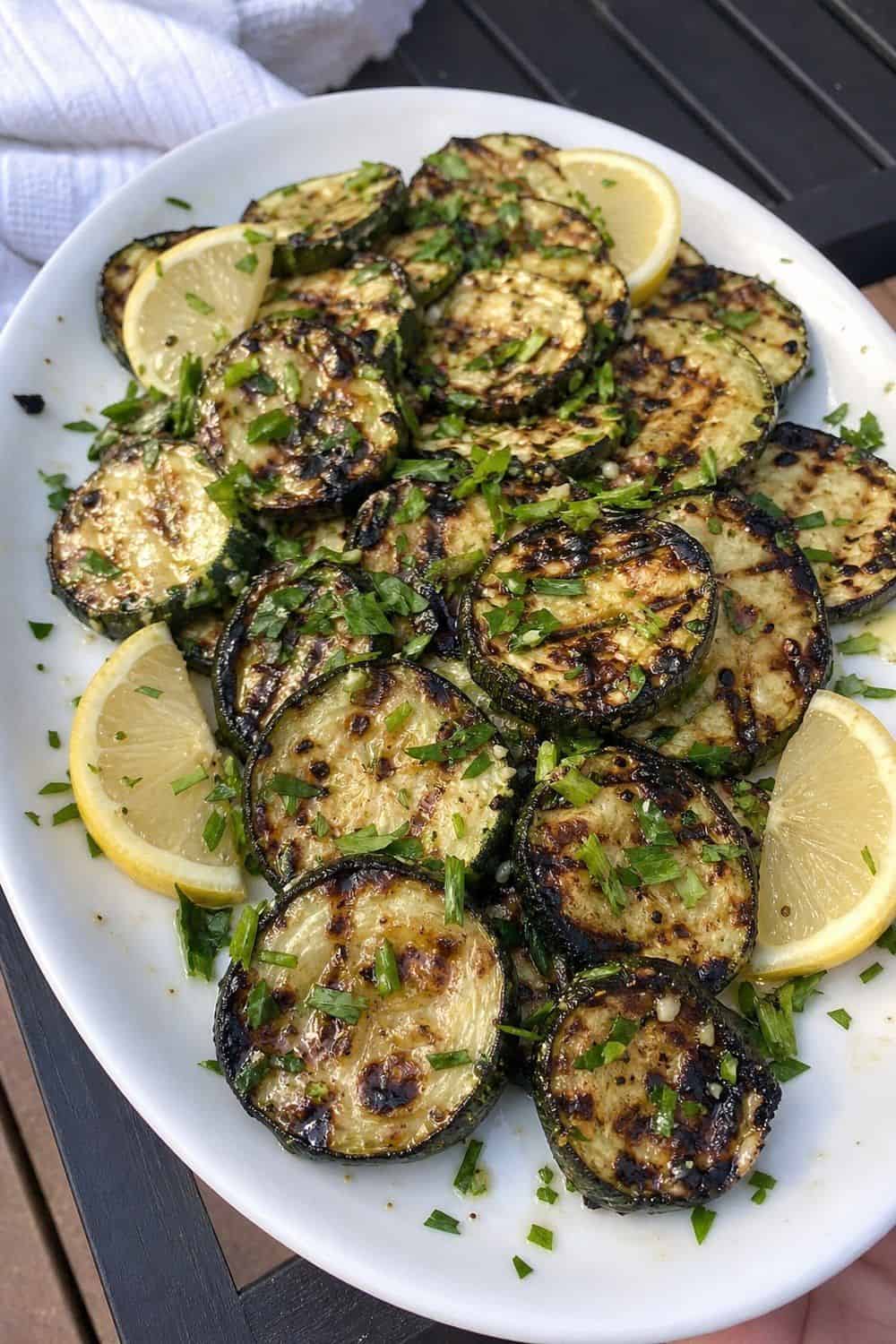 25 Memorial Day BBQ Hosting Ideas for a Smarter Grill Day memorial day bbq hosting ideas section 15