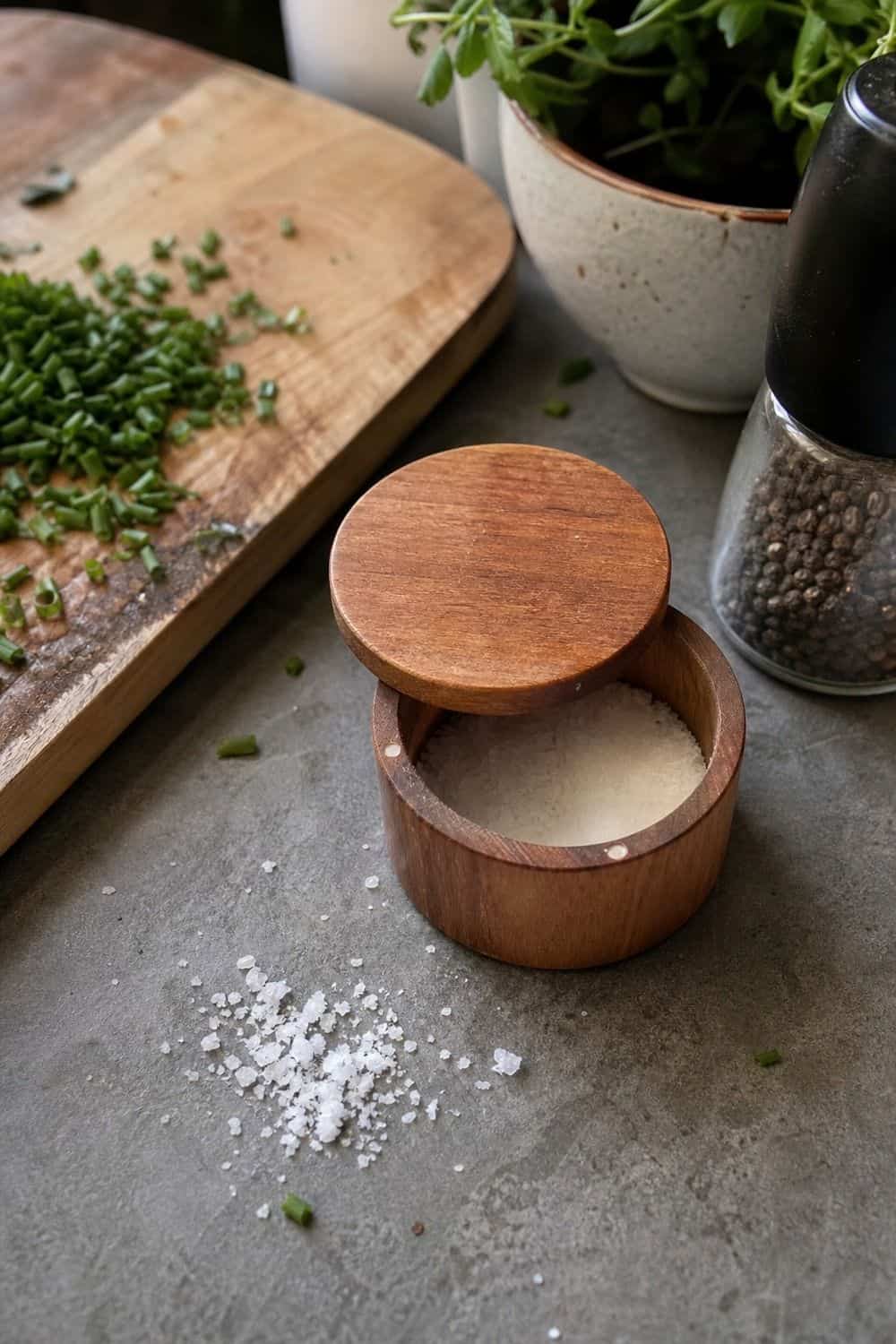 25 Best Natural Wood Kitchen Decor Finds Salt Cellar for Daily Cooking in a natural wood kitchen decor setup