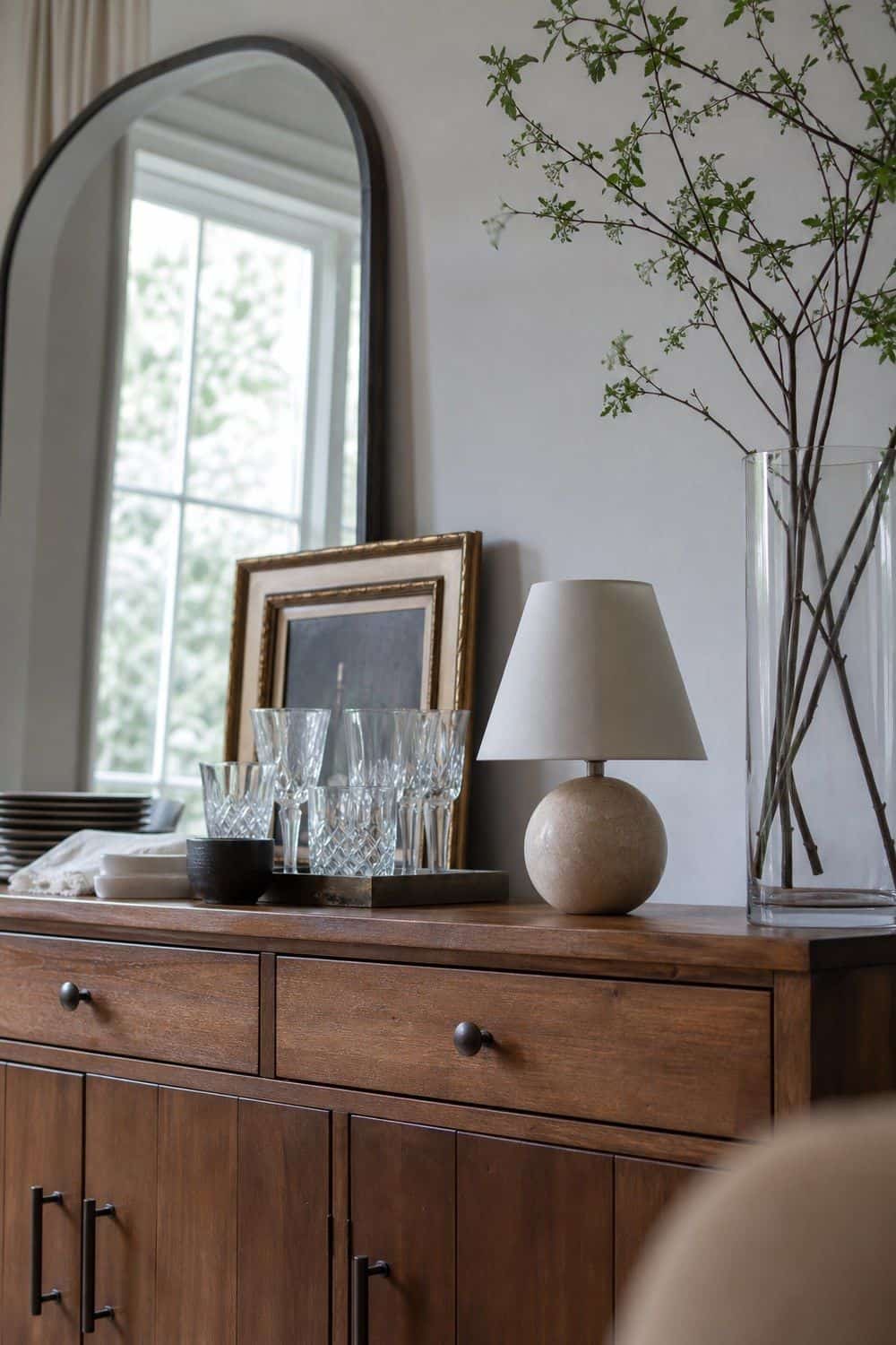 25 Neo Deco Tablescape Ideas for Easy Hosting Sideboard Lamp Light Instead of Overhead Glare in a casual Neo Deco tablescape