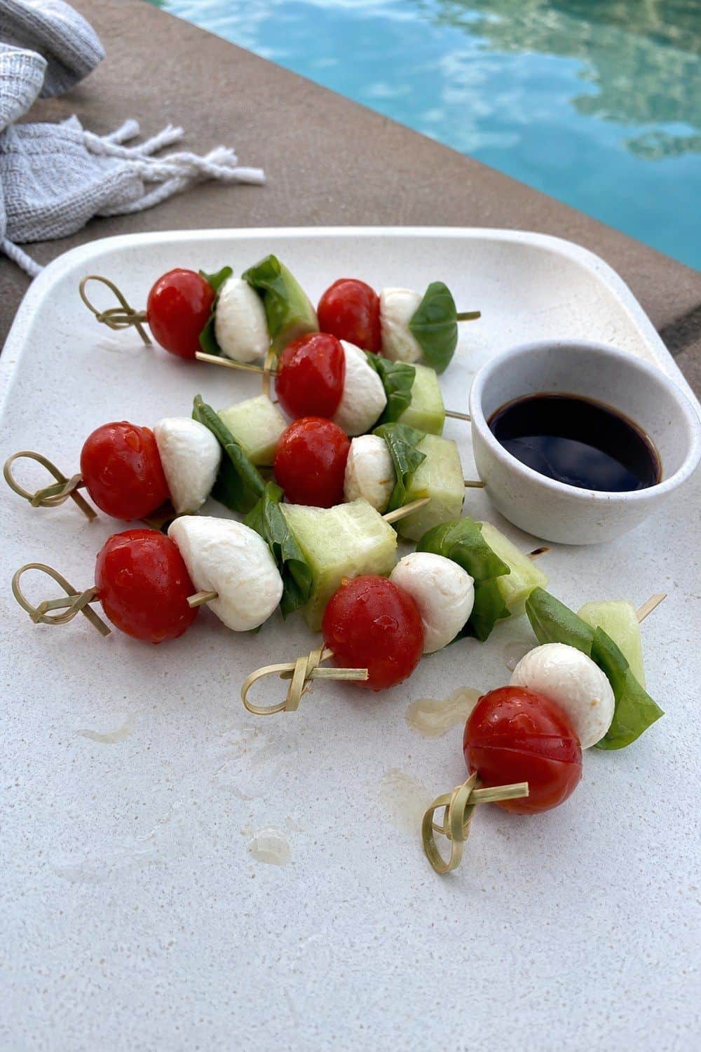 25 Pool Party Snack Ideas for Easy Summer Grazing pool party snack ideas section 07
