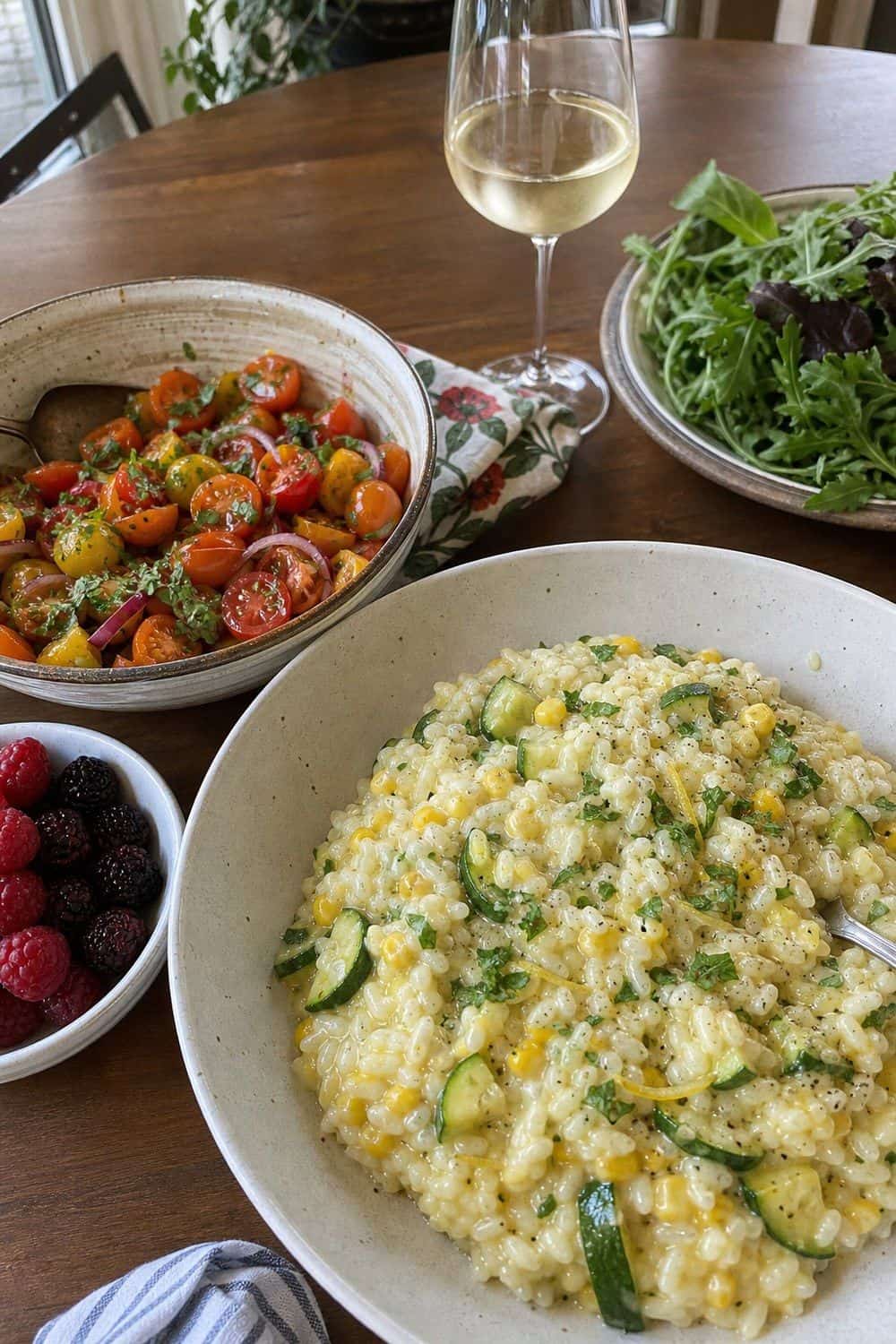 25 Summer Dinner Party Menu Ideas for Warm-Weather Hosting summer risotto with tomato salad for a summer dinner party menu