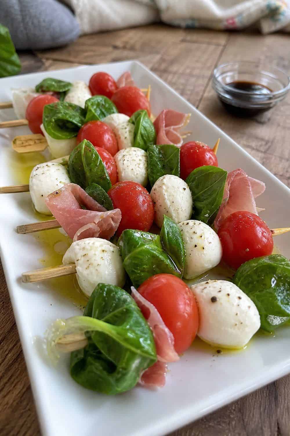 25 Tomato Dinner Party Ideas for Peak Summer Flavor tomato dinner party ideas section 10 create a caprese skewer starter