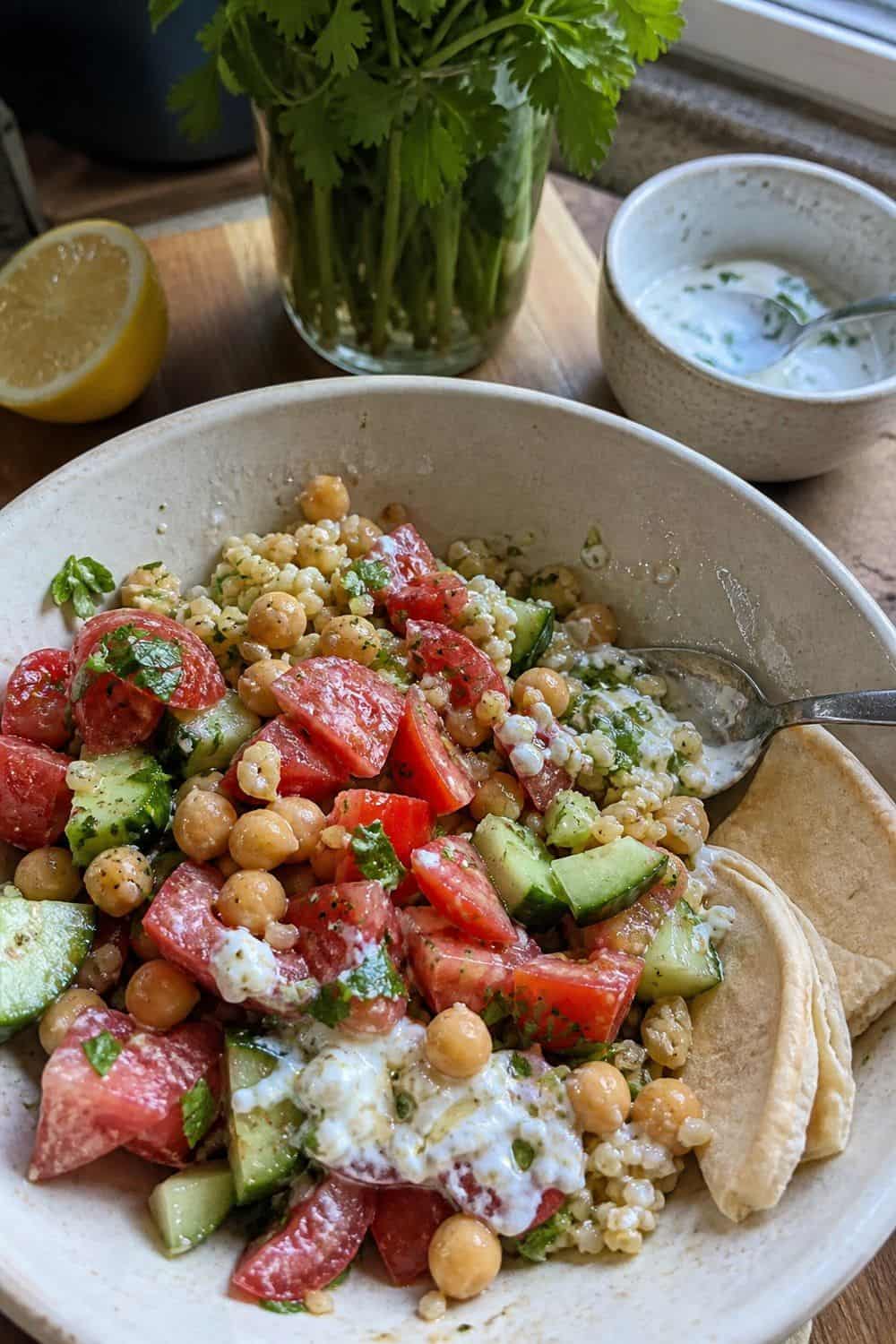 15 Tomato Season Food Ideas for Peak Summer Flavor tomato season food ideas 13 tomato chickpea lunch bowl
