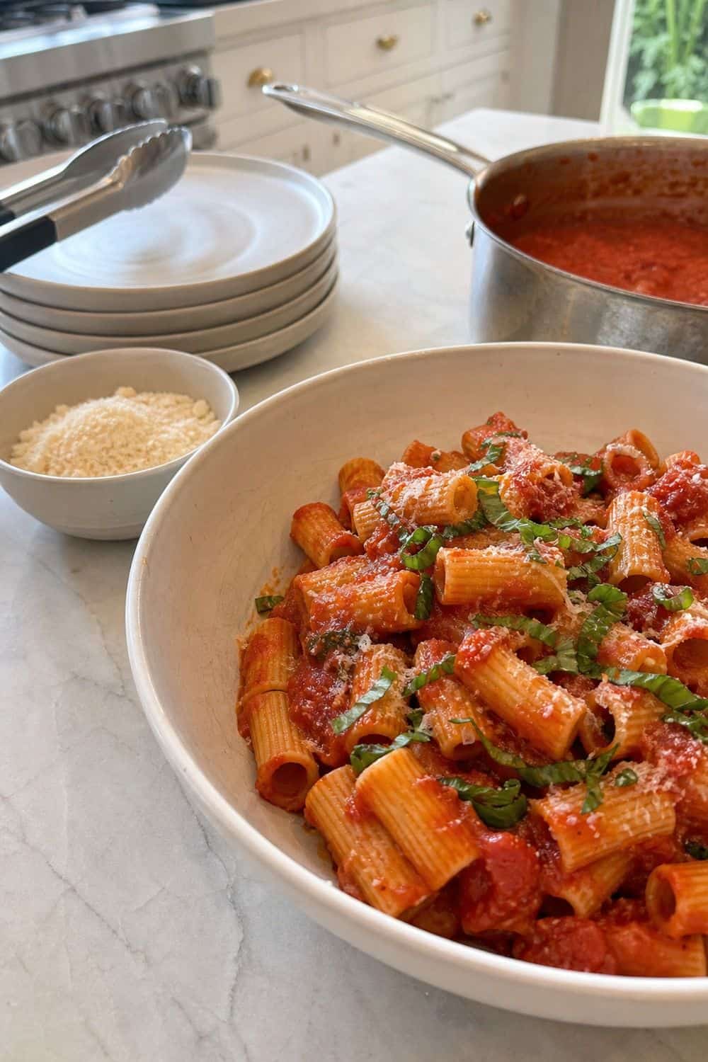 25 Casual Dinner Party Menu Ideas for Easy Hosting 16. Pasta With One Great Sauce for casual dinner party menu ideas