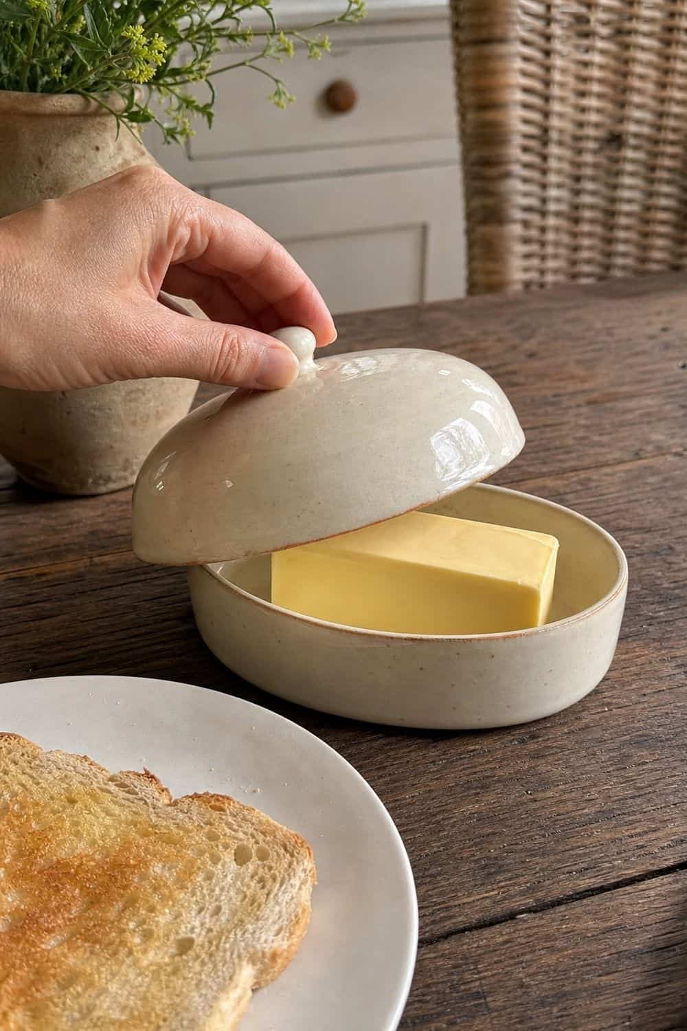 25 Best Cottage Kitchen Decor Finds cottage kitchen decor finds section 05