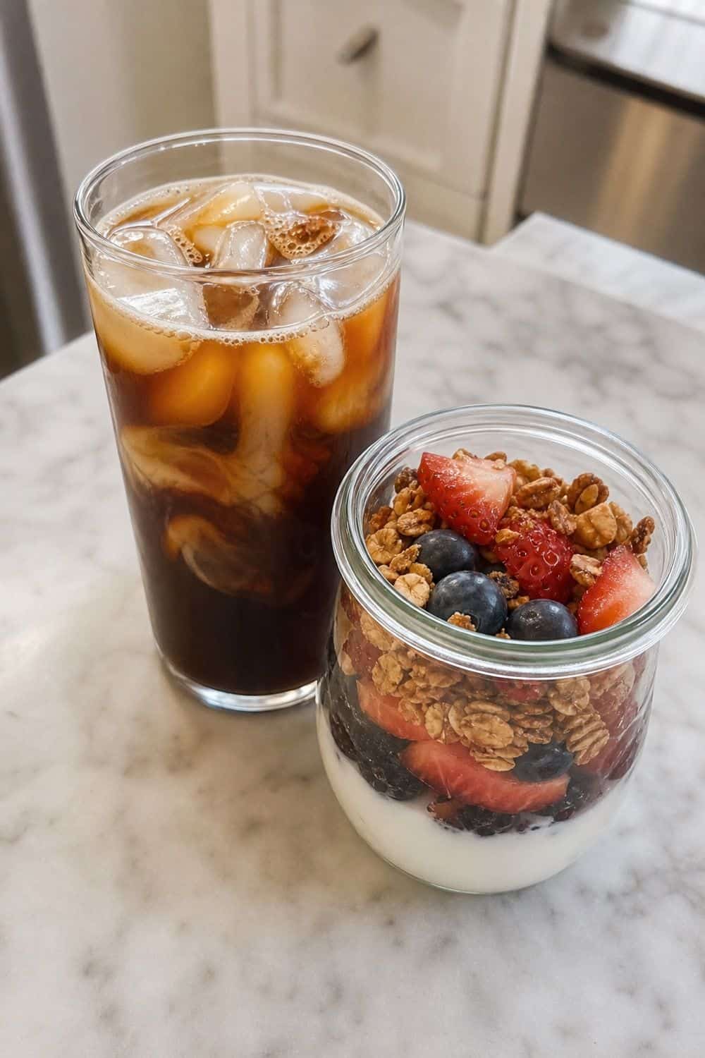 20 Cozy Coffee and Breakfast Ideas for Slow Mornings cozy coffee and breakfast ideas 02 cold brew greek yogurt parfait