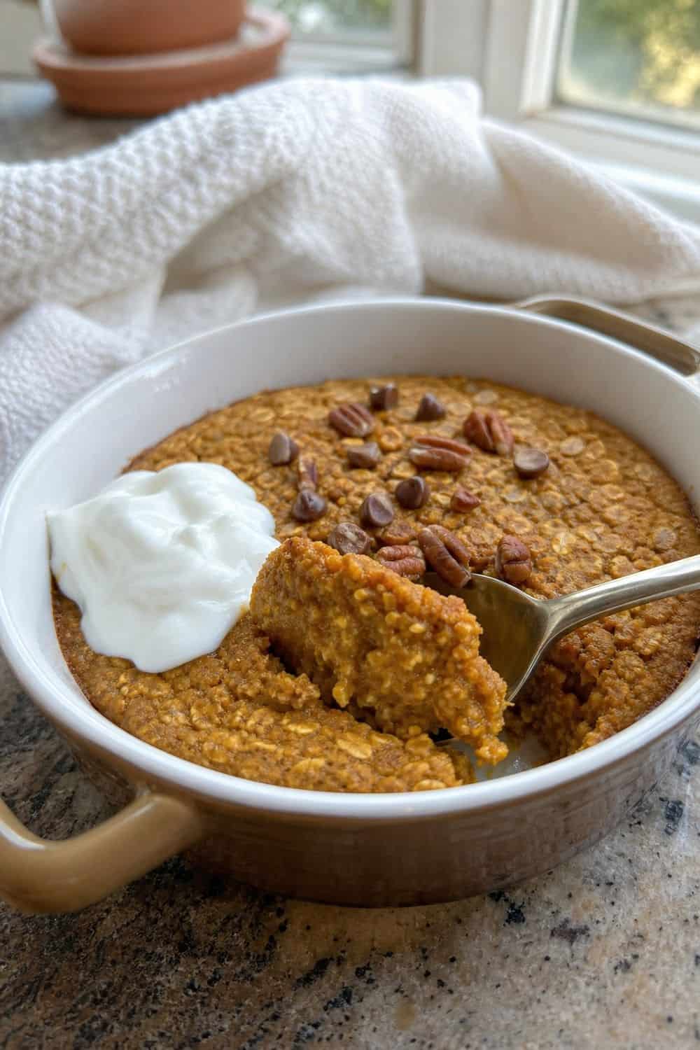 20 Fall Breakfast Ideas for Cozy Food Moments blender pumpkin baked oats for fall breakfast ideas