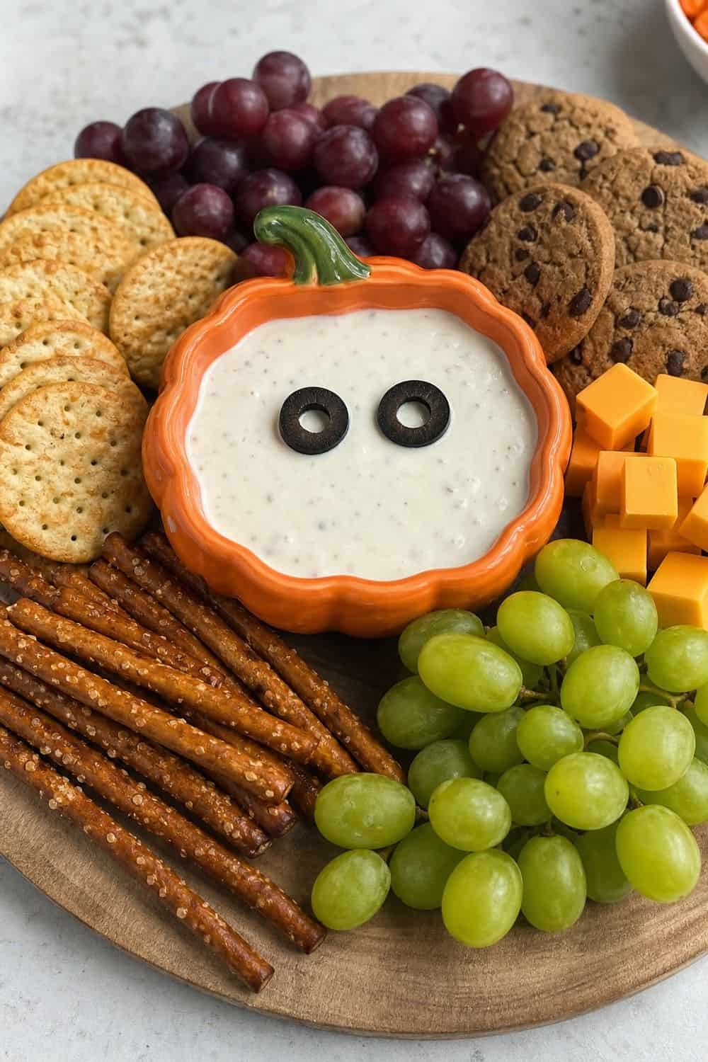 halloween snack board section 02