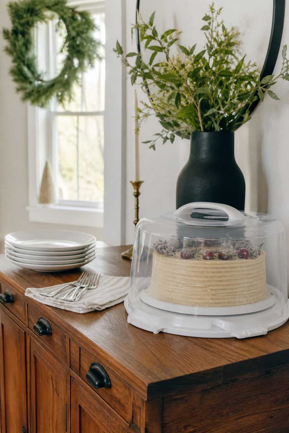25 Holiday Dinner Party Ideas for Easy Hosting Dessert Help From One Guest setup for an easy holiday dinner party.