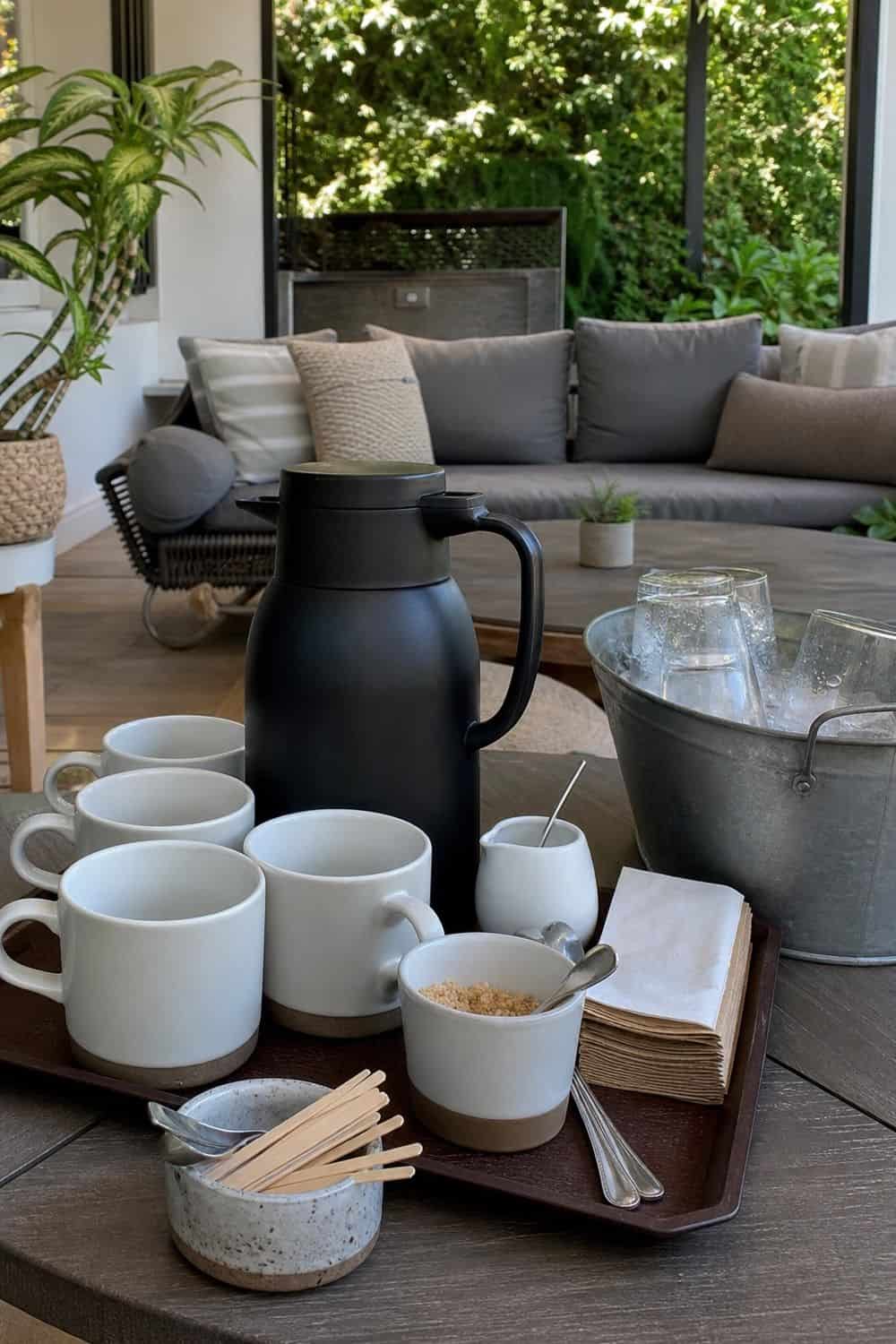25 Spring Garden Brunch Hosting Ideas for an Outdoor Table Coffee Without Kitchen Traffic for a spring garden brunch outdoor table
