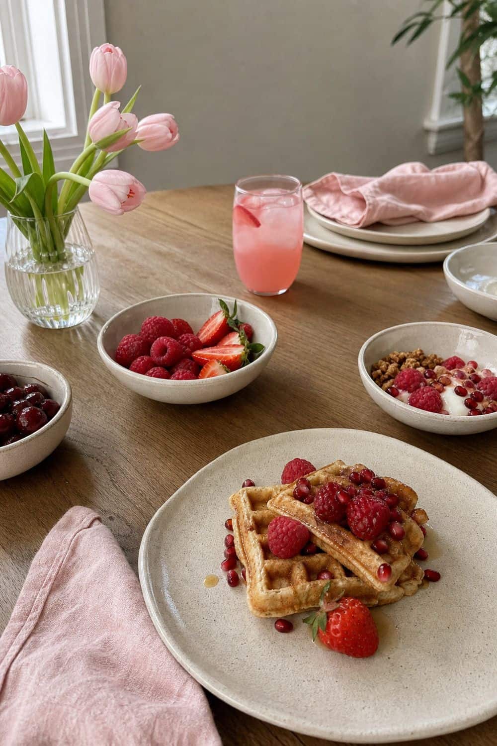 25 Valentine's Day Brunch Hosting Ideas for a Pretty Morning Table 1. Set a Blush-and-Berry Brunch Palette for Valentine’s Day brunch