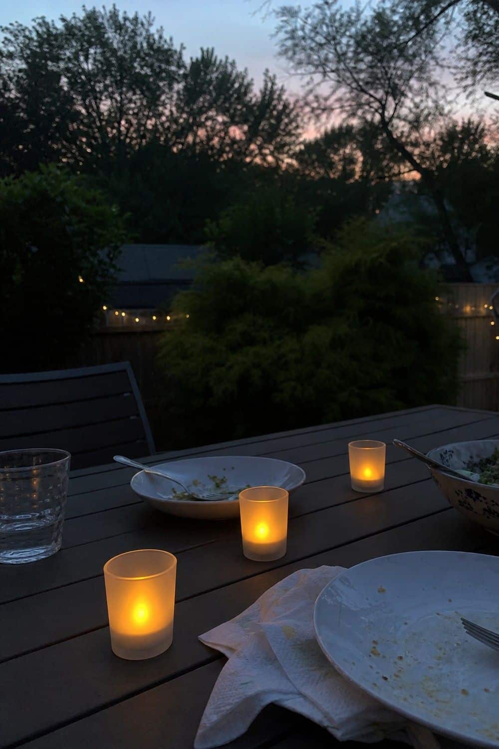 25 Vintage Garden Tablescape Ideas for a Romantic Outdoor Setting vintage garden tablescape ideas section 15