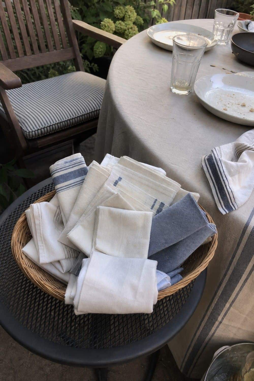 25 Vintage Garden Tablescape Ideas for a Romantic Outdoor Setting vintage garden tablescape ideas section 23