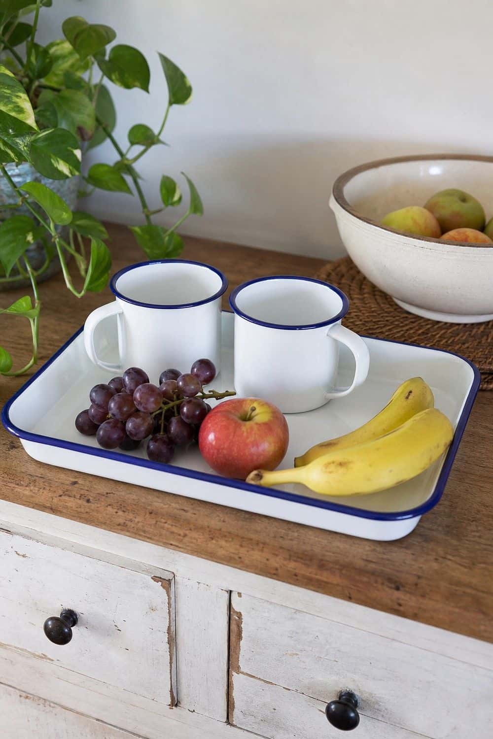 vintage kitchen ideas 16 enamelware for serving