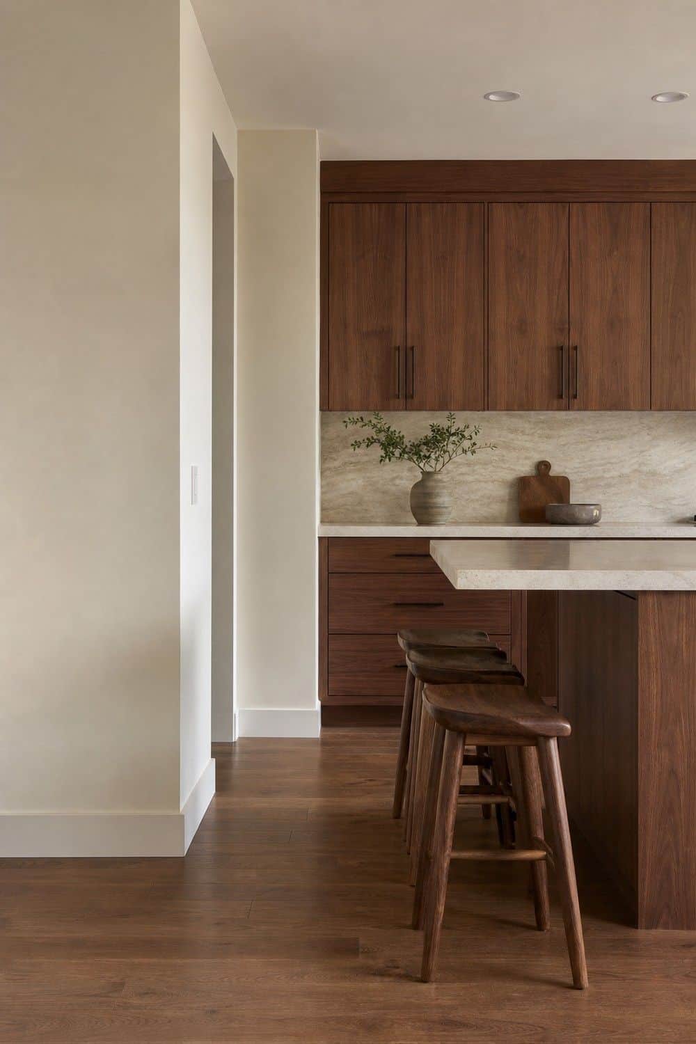 25 Walnut Kitchen Ideas for a Beautiful Kitchen walnut kitchen ideas section 23